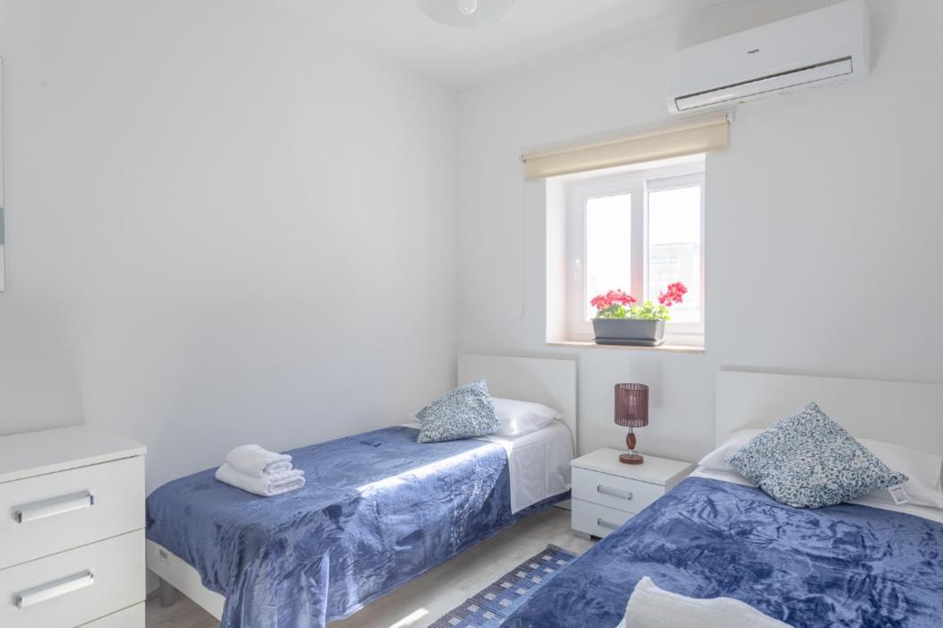 F3 Room 3, Private Room Two Single Beds Shared Bathroom มซิดา ภายนอก รูปภาพ