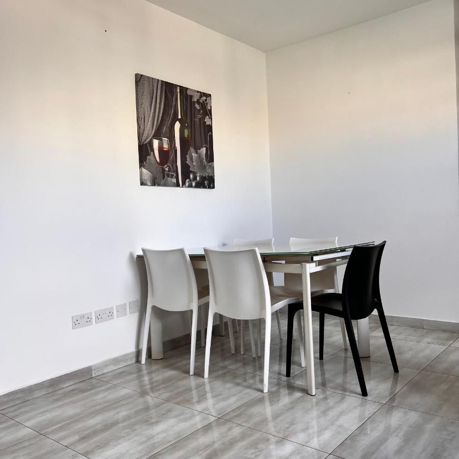 F3 Room 3, Private Room Two Single Beds Shared Bathroom มซิดา ภายนอก รูปภาพ